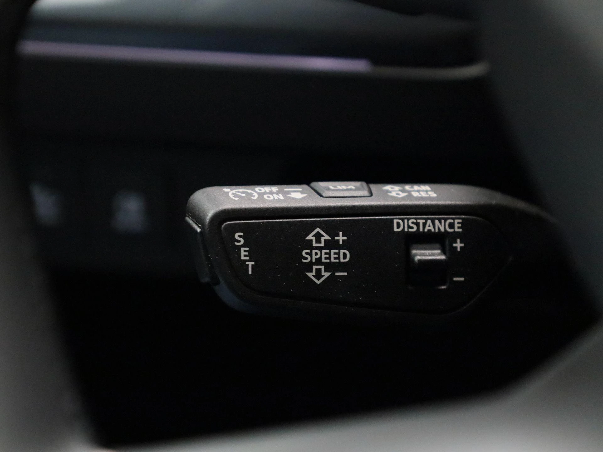 Audi-Q4 e-tron-image-20