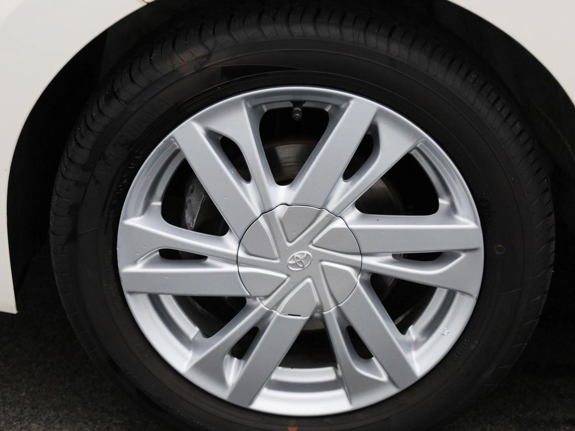 Toyota Aygo 1.0 VVT-i x-wave
