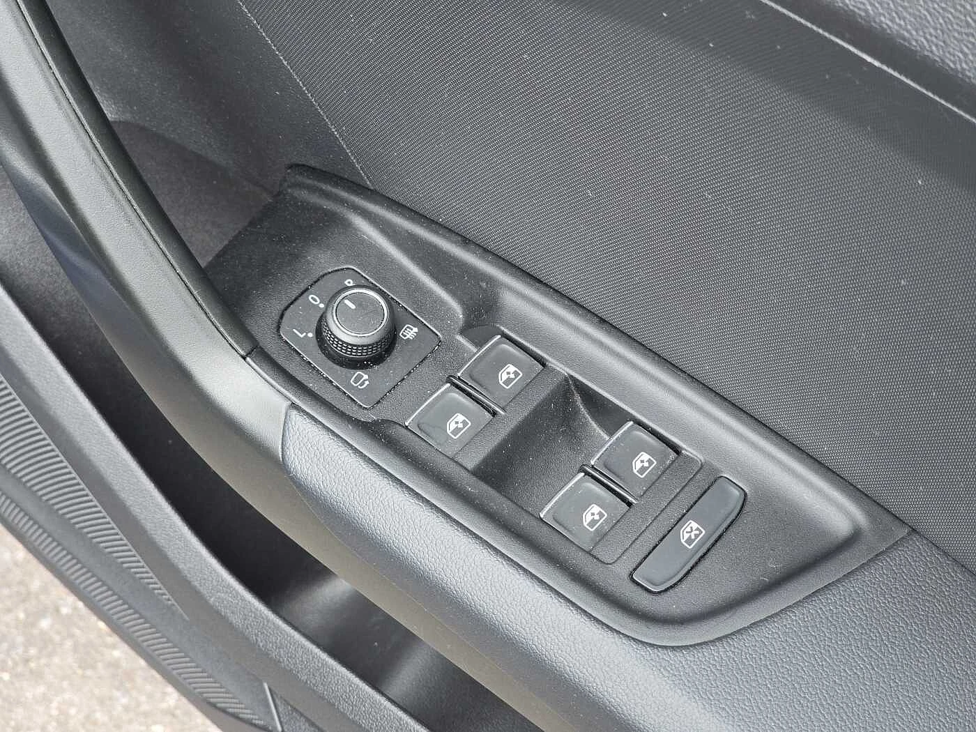 Audi-A1 Sportback-image-36