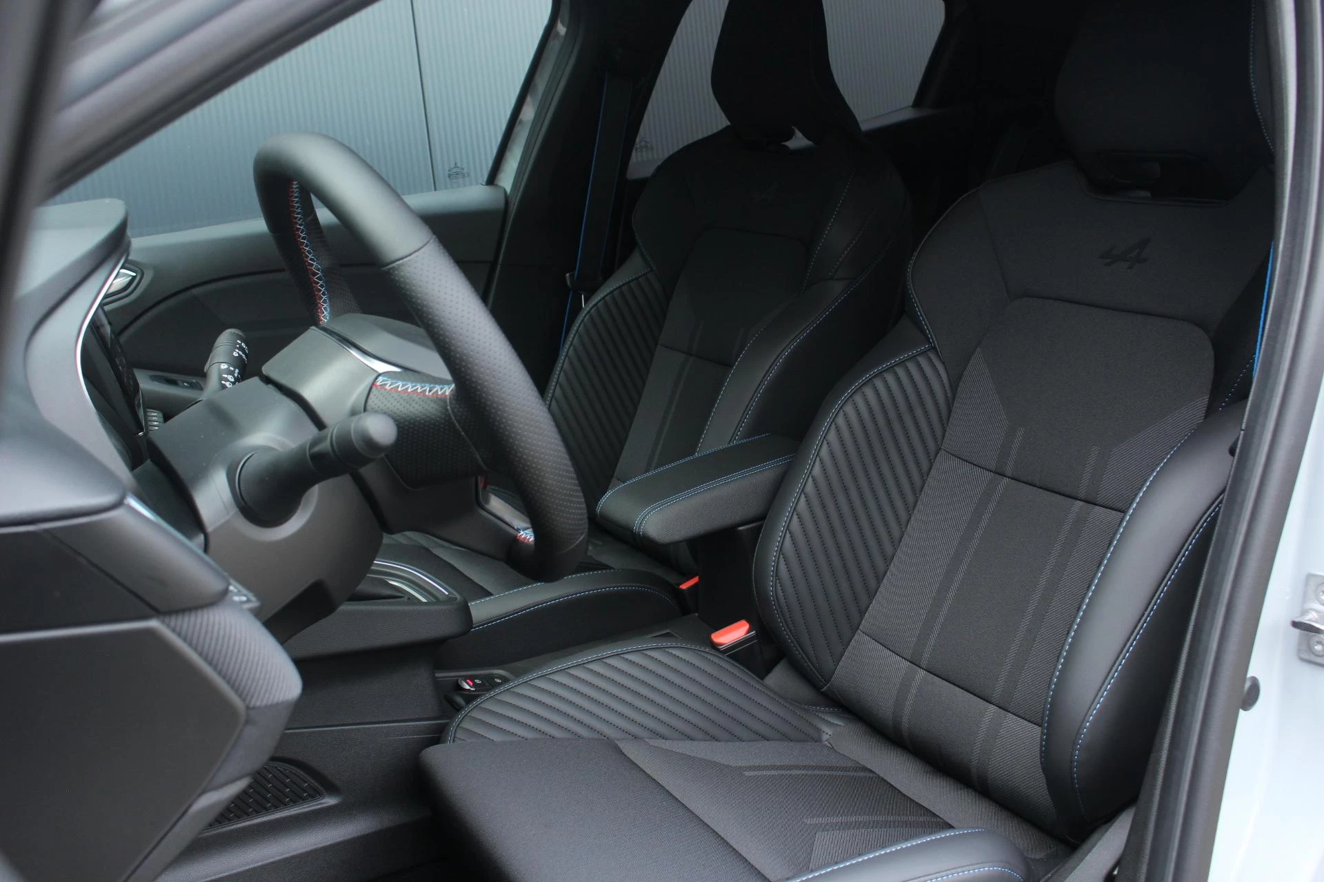 Renault-Clio-image-14