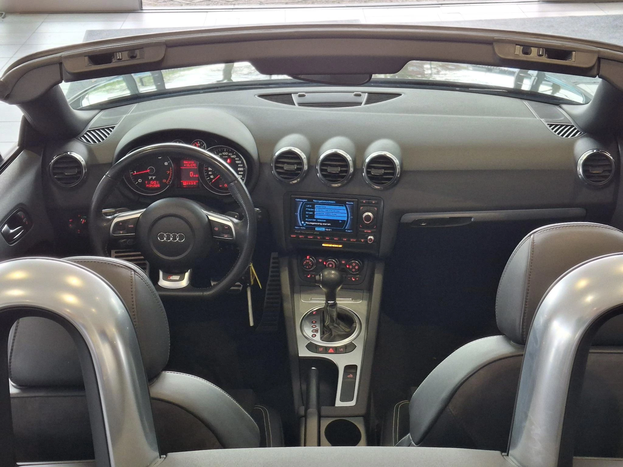 Audi-TT-image-11