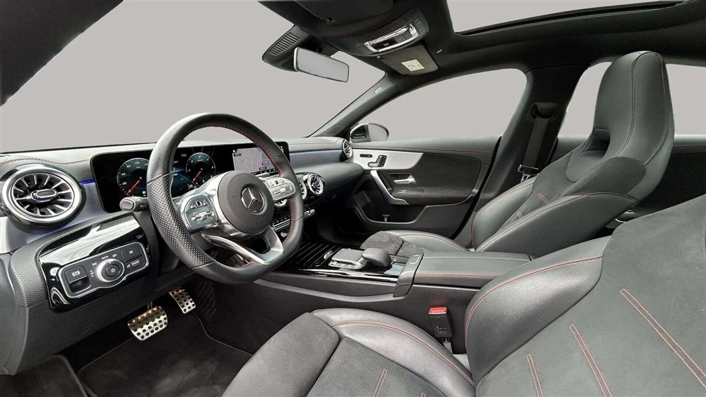Mercedes-Benz-CLA-image-9
