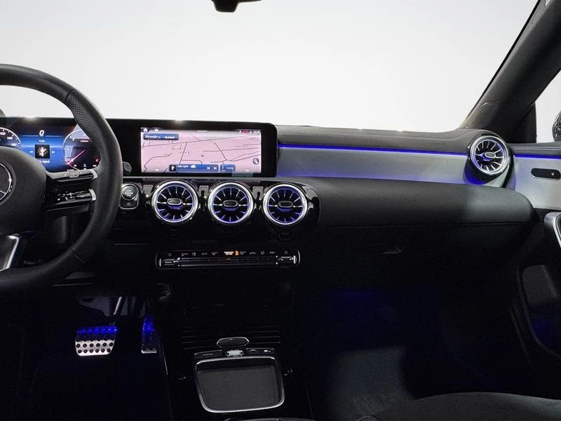 Mercedes-Benz CLA 200 d SB AMG NIGHT KLIMA MBUX AMG LineX118 CLA 200 d SB AMG NIGHT KLIMA MBUX AMG Line