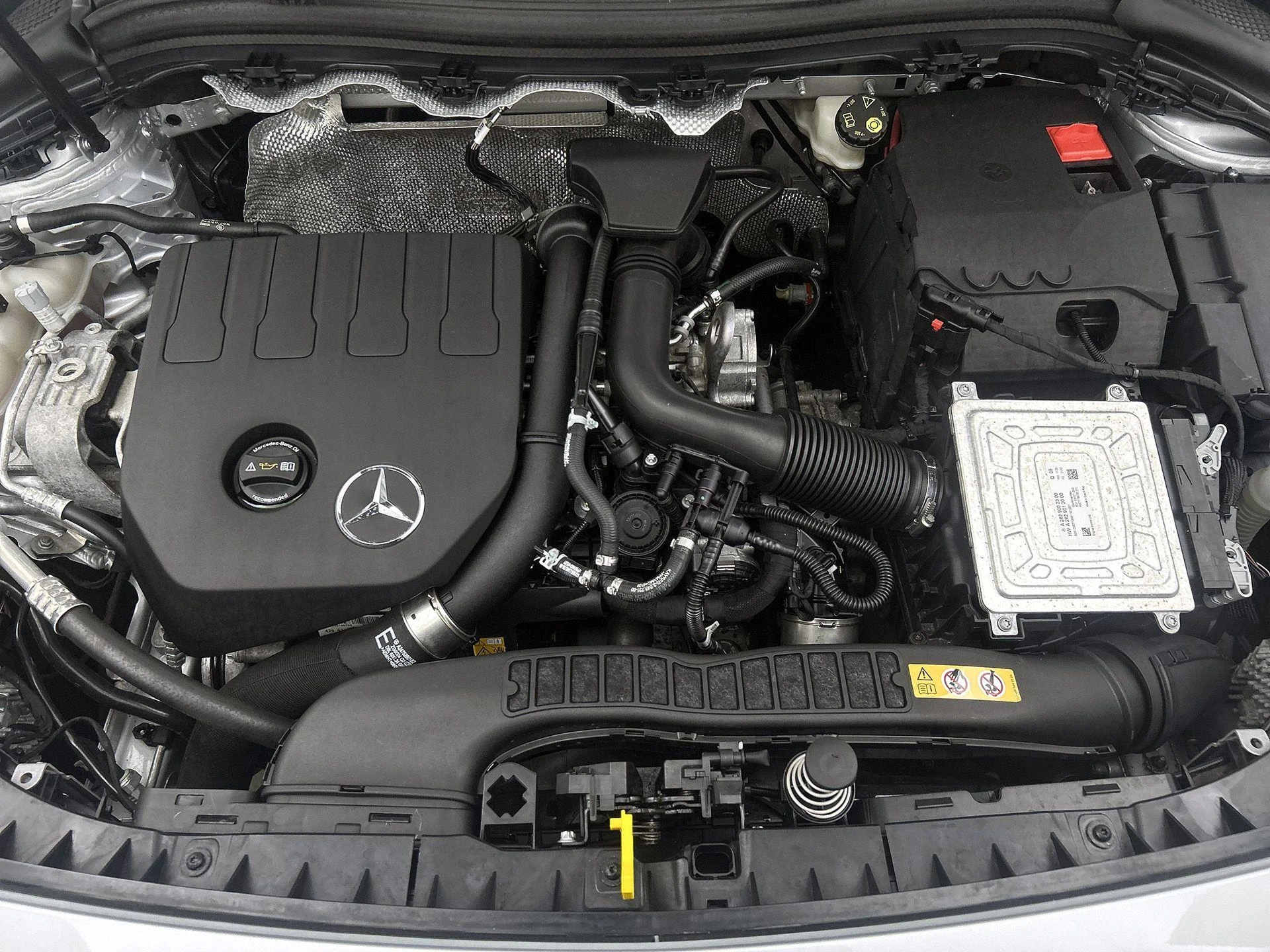 Mercedes-Benz-B-Klasse-image-35