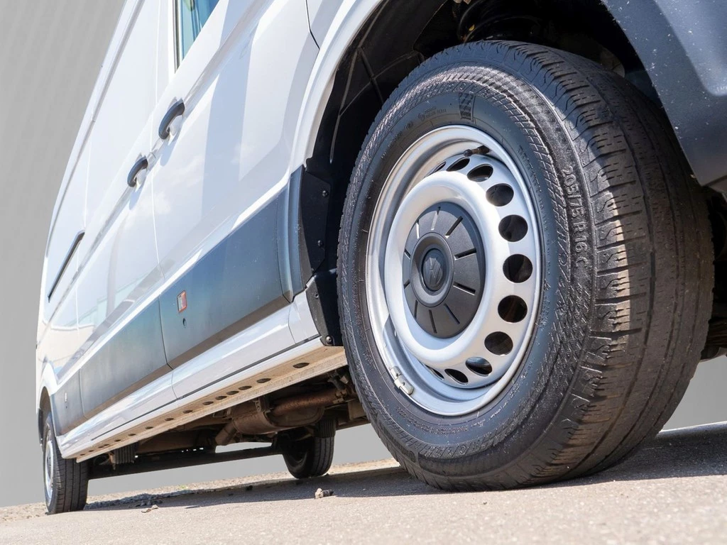 Volkswagen Crafter Kasten 2.0TDI lang Hochdach RearView