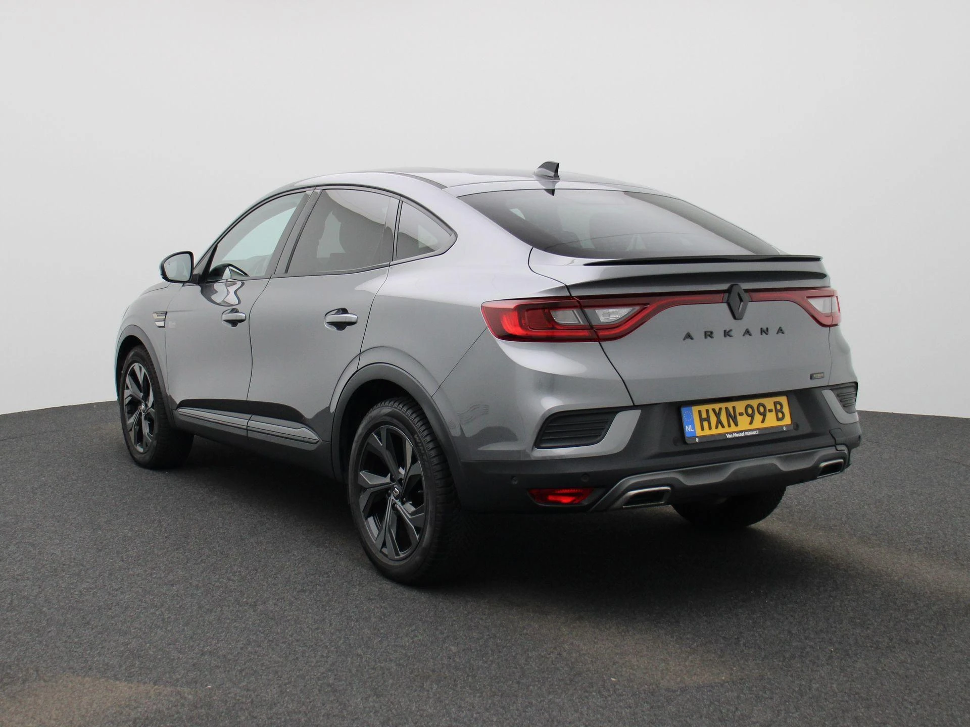 Renault-Arkana-image-1