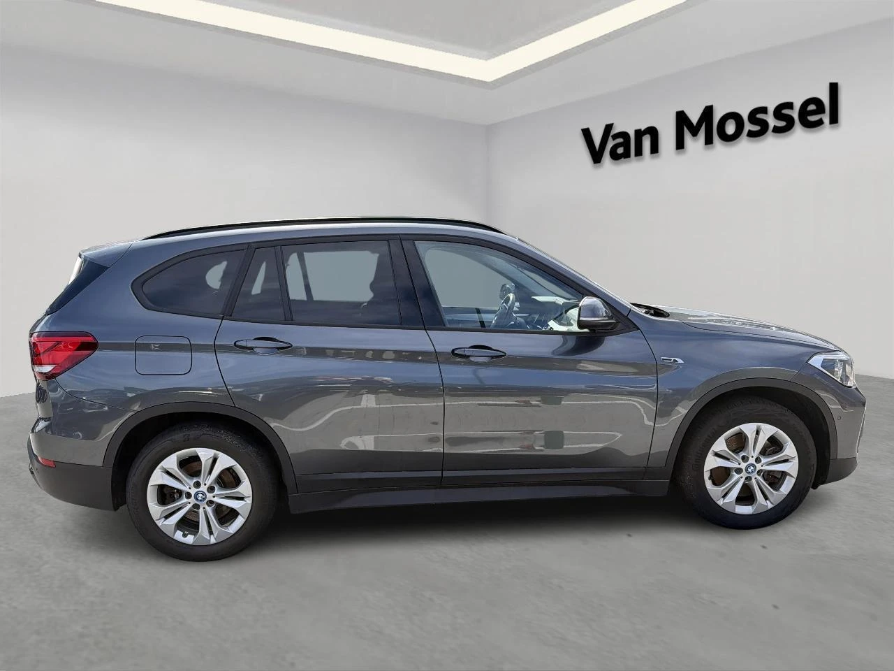 BMW-X1-image-4