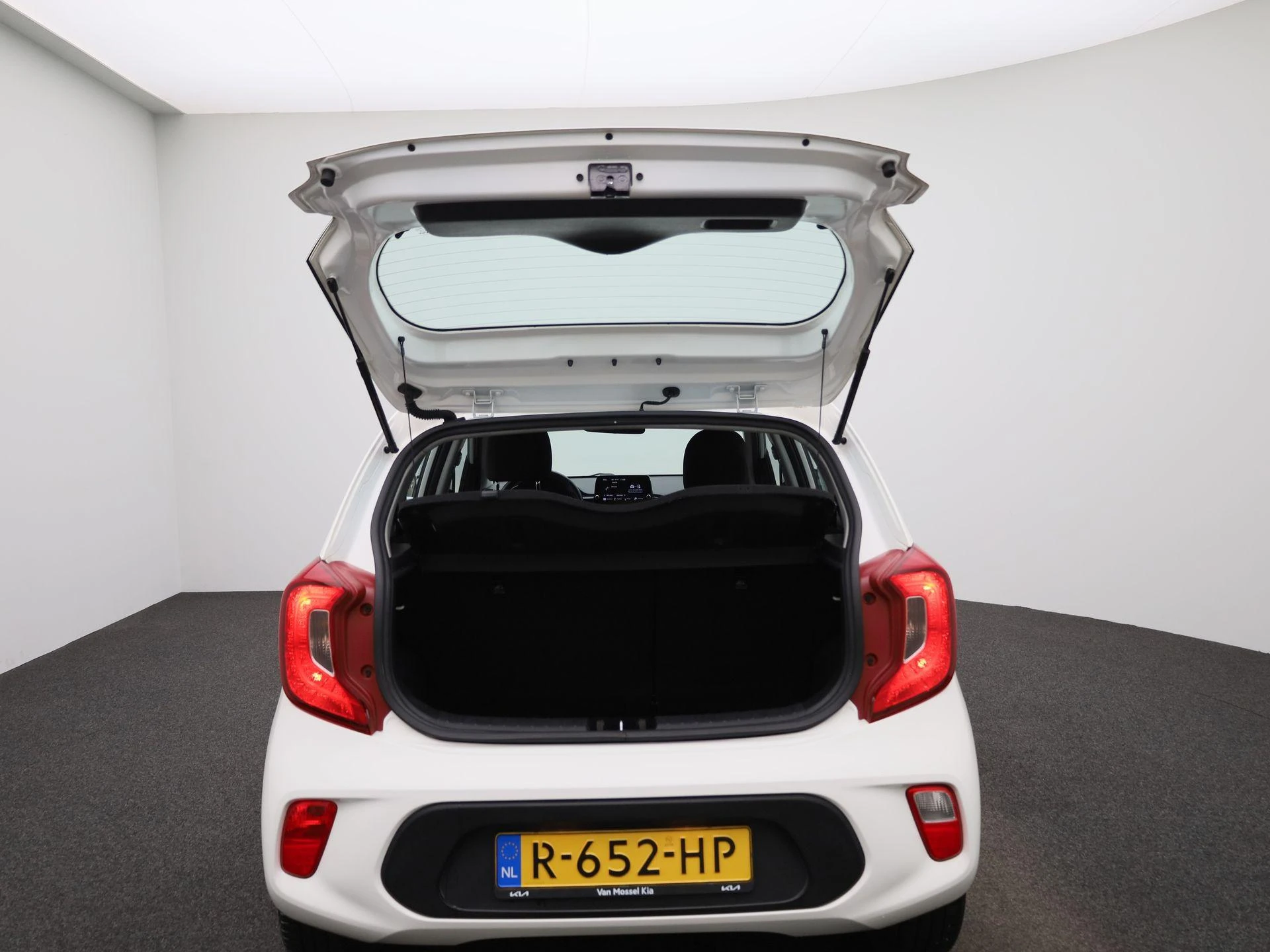 Kia-Picanto-image-10