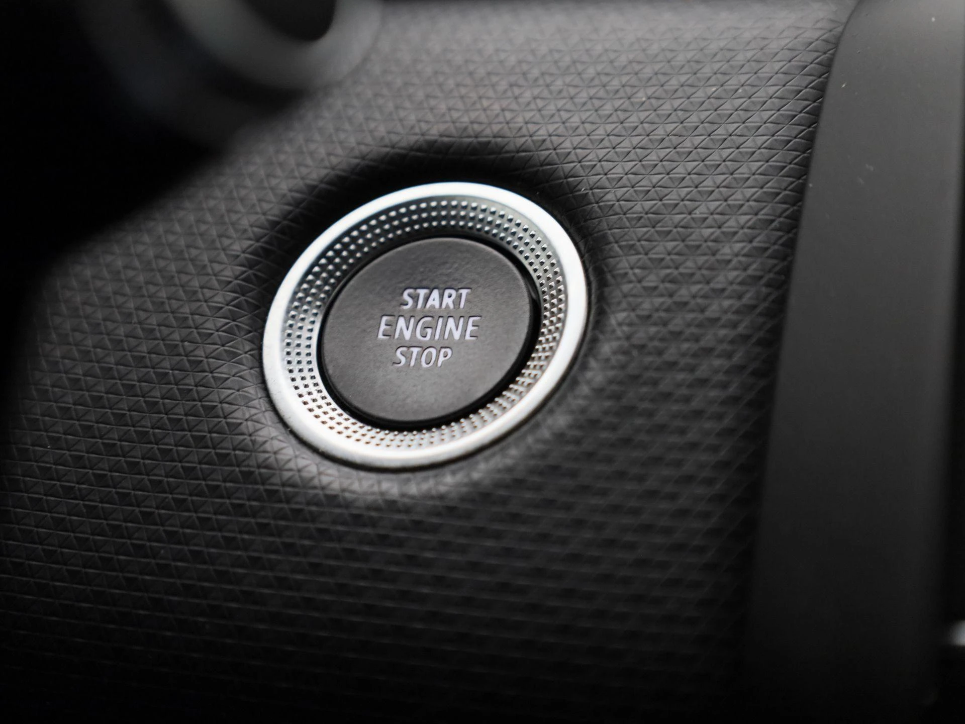 Renault-Clio-image-19