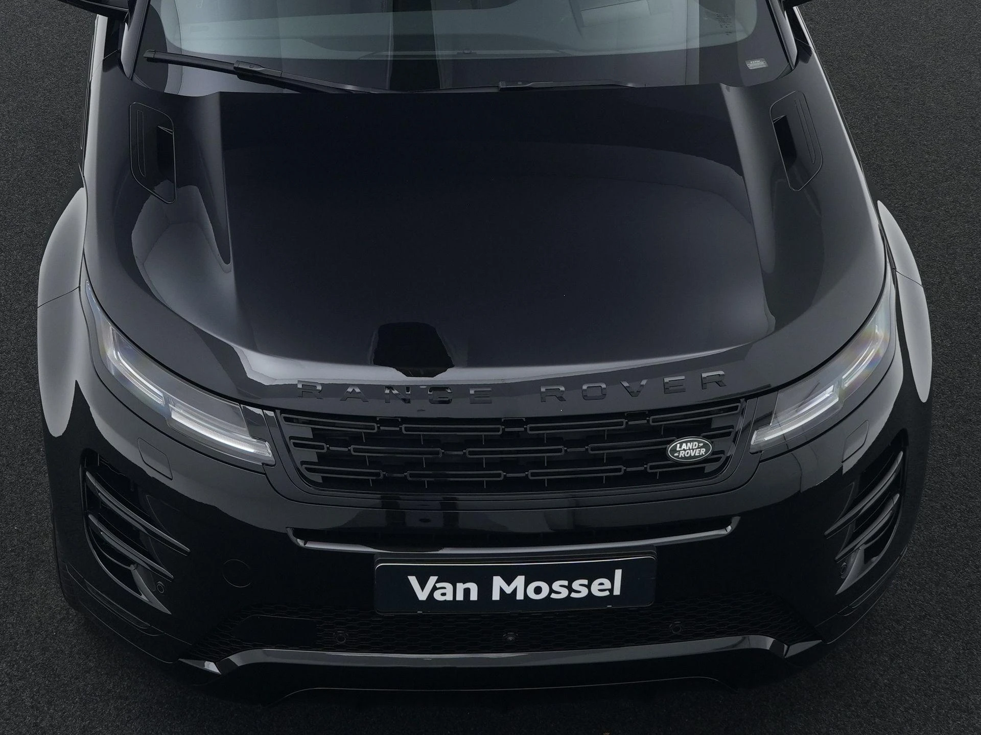 Land Rover-Range Rover Evoque-image-11