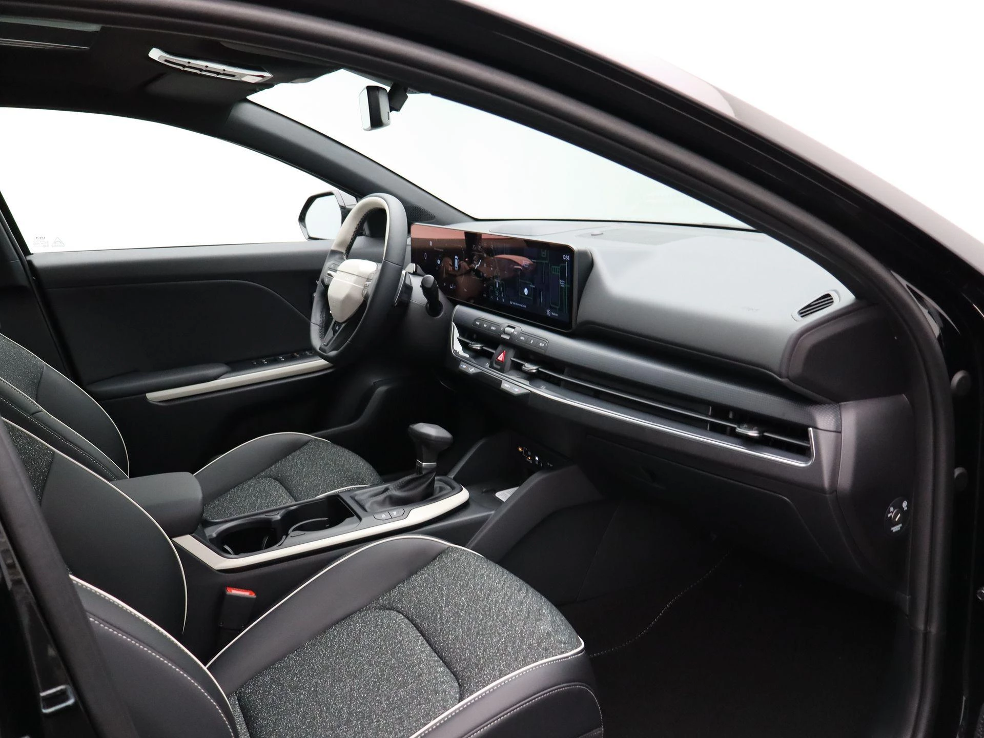 Kia-K4-image-31