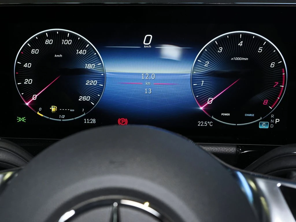 Mercedes-Benz-B-Klasse 180-image-7