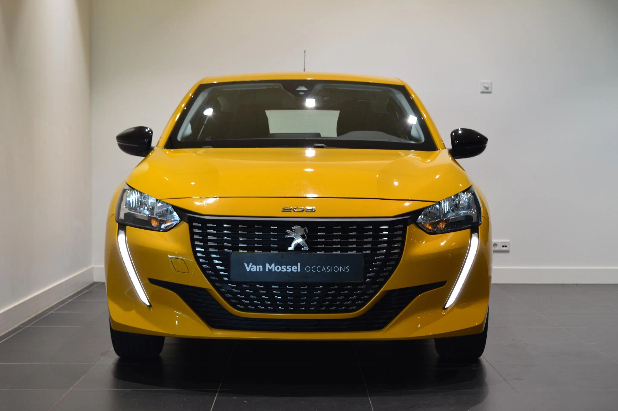 Peugeot-208-image-2