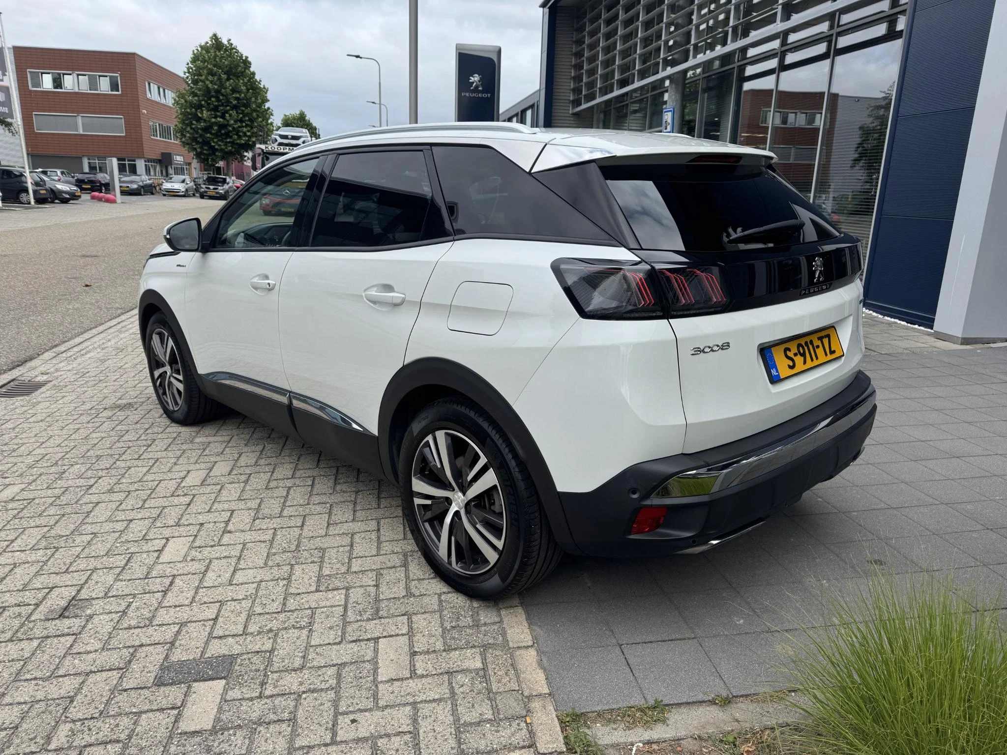 Peugeot-3008-image-3