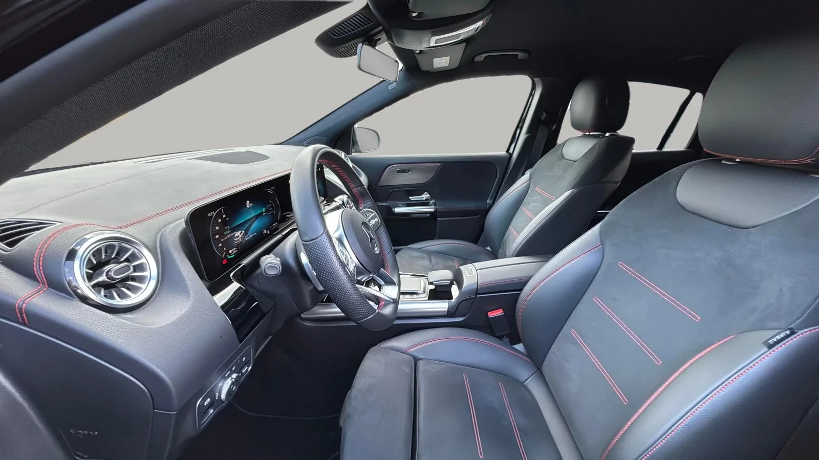 Mercedes-Benz-EQA-image-11