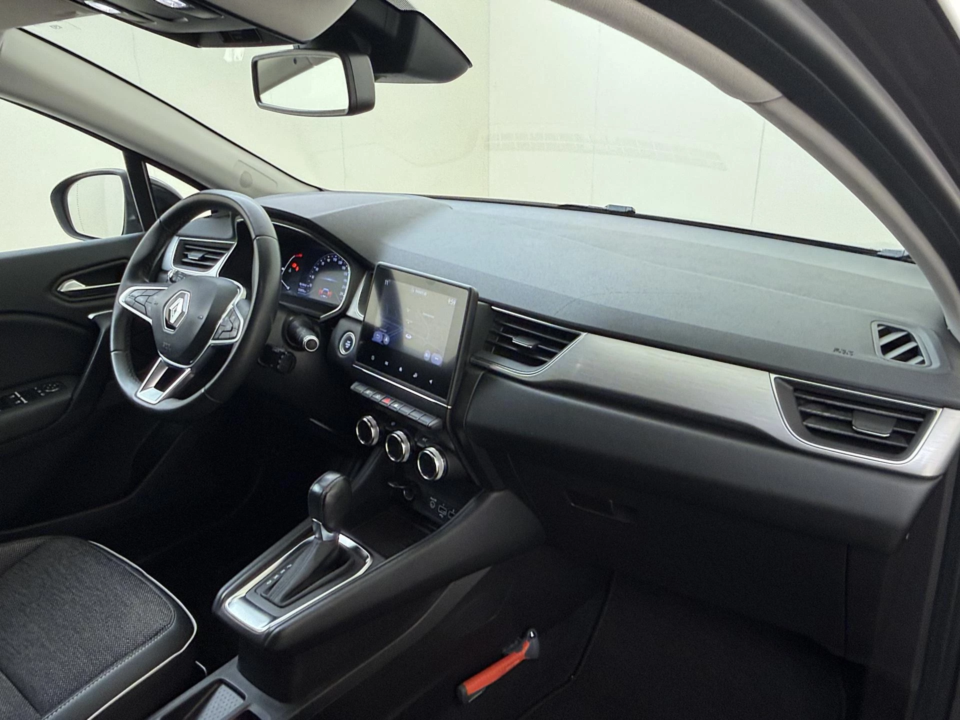 Renault-Captur-image-11