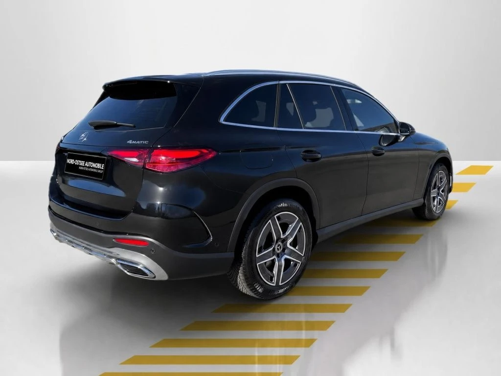 Mercedes-Benz-GLC 300 d-image-14