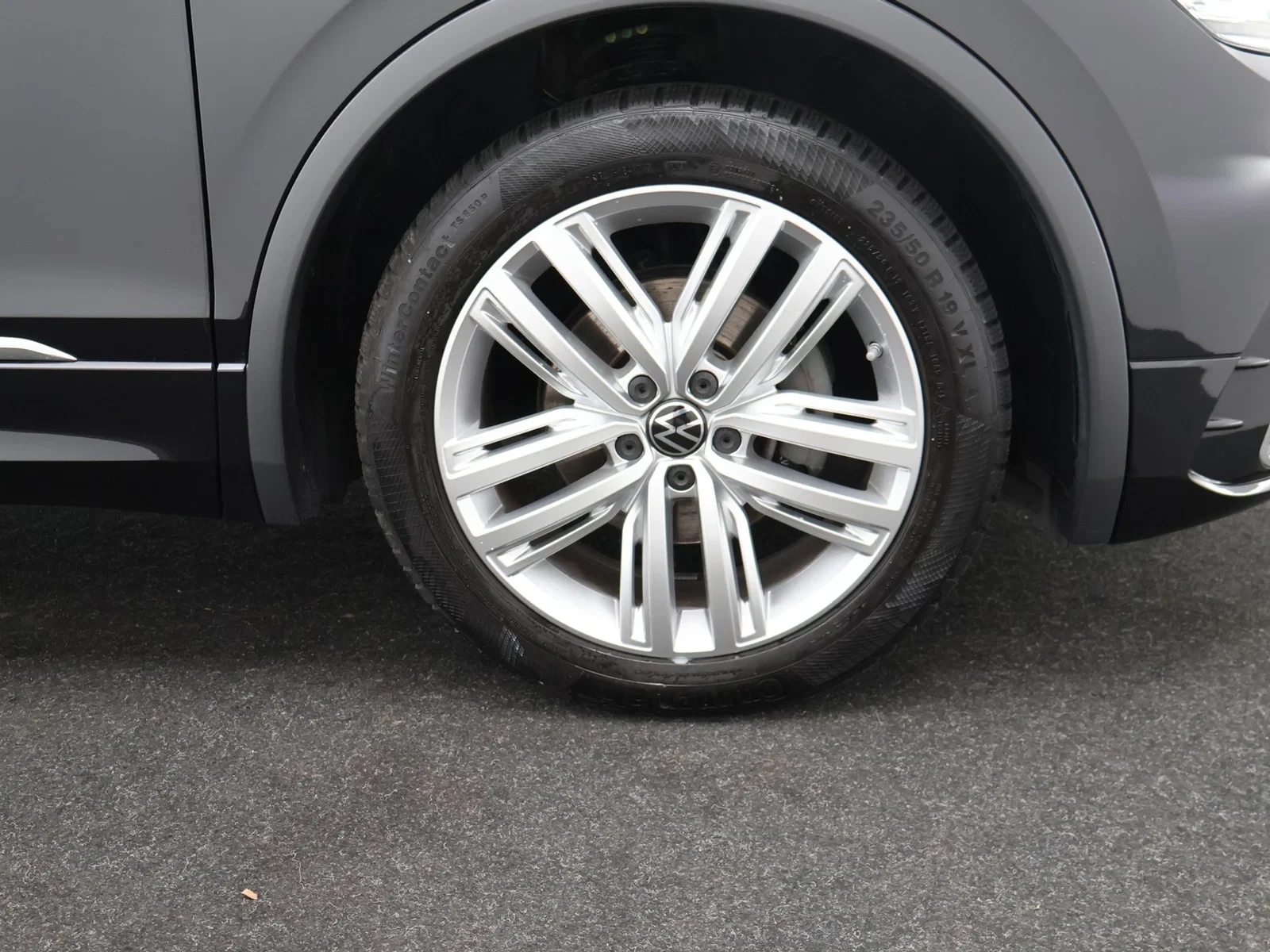 Volkswagen Tiguan Tiguan R-Line 1.5TSI 150PK *AUTOMAAT*TREKHAAK*LED*CAMERA*NAVI*VIRTUAL COCKPIT*APP-CONNECT*...*