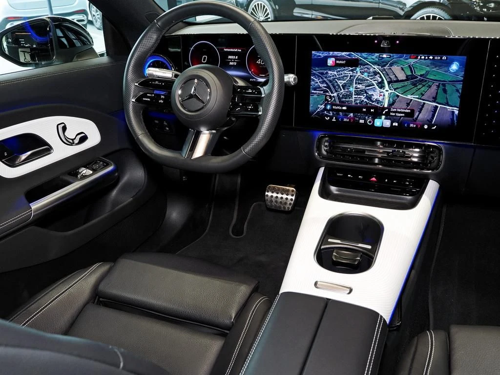 Mercedes-Benz-CLA 250+-image-11
