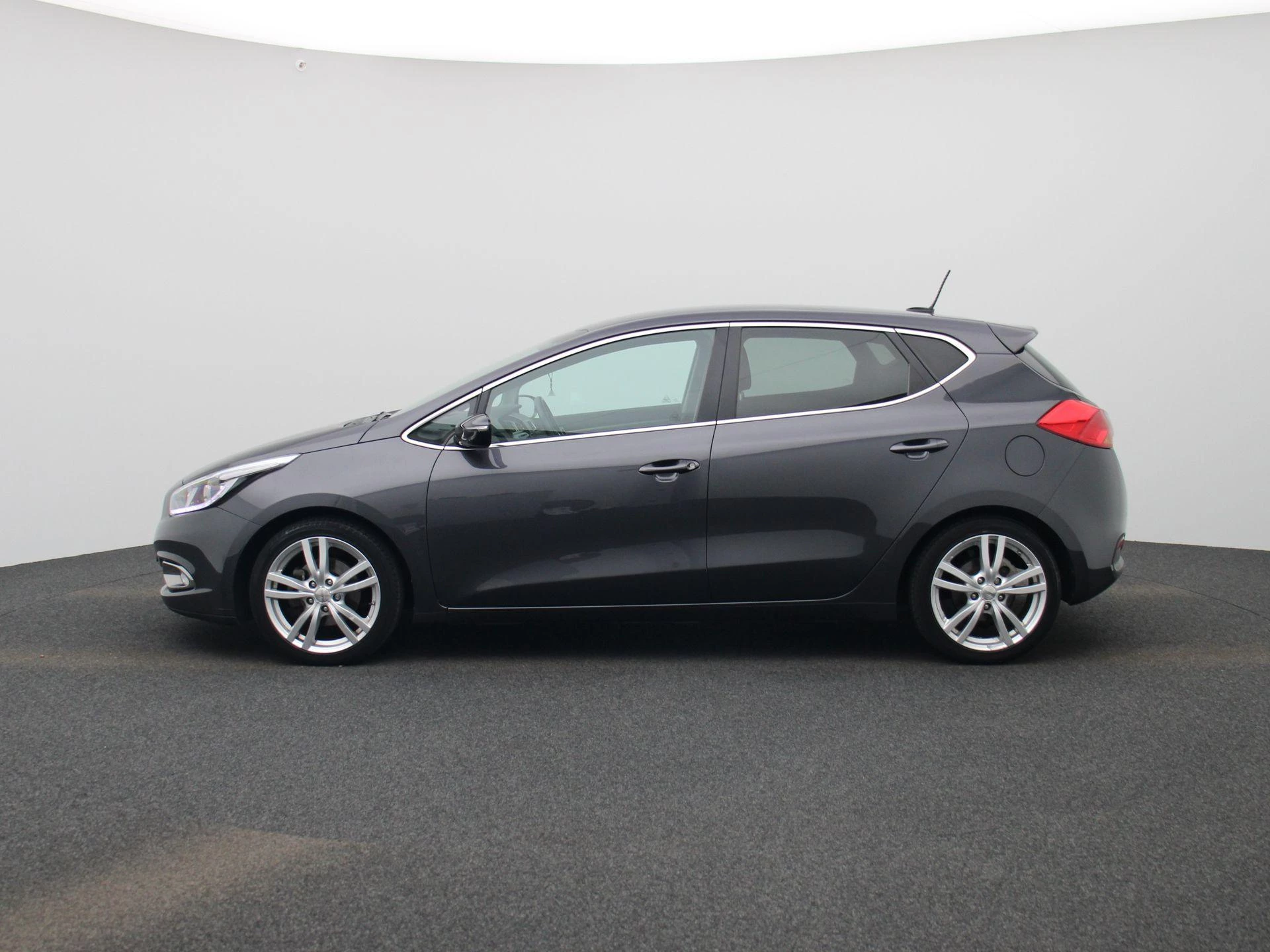 Kia cee'd 1.6 GDI BusinessLine
