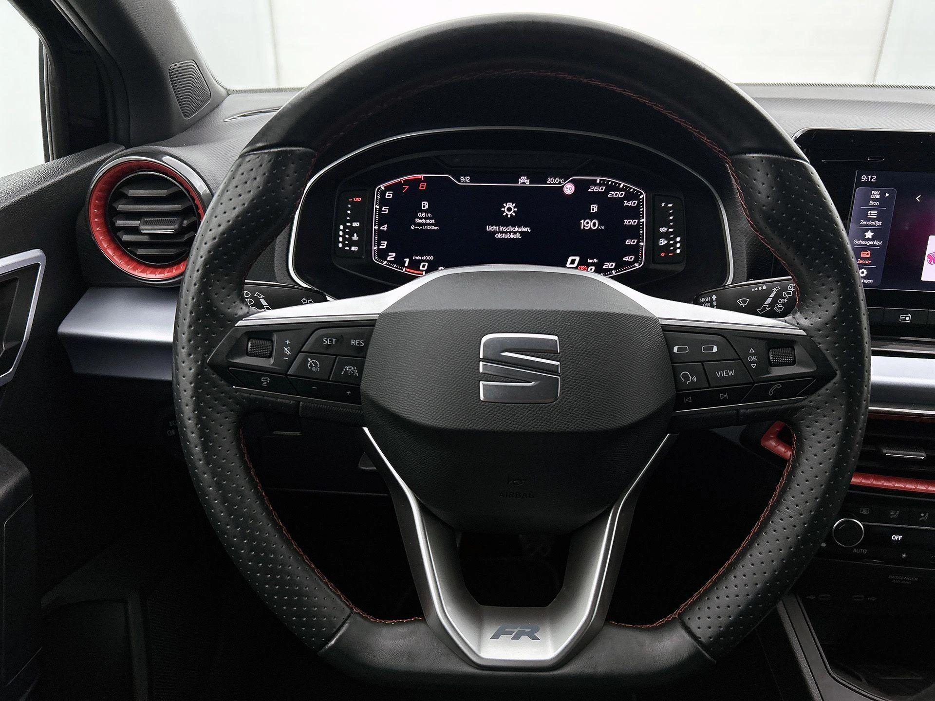 SEAT-Ibiza-image-28