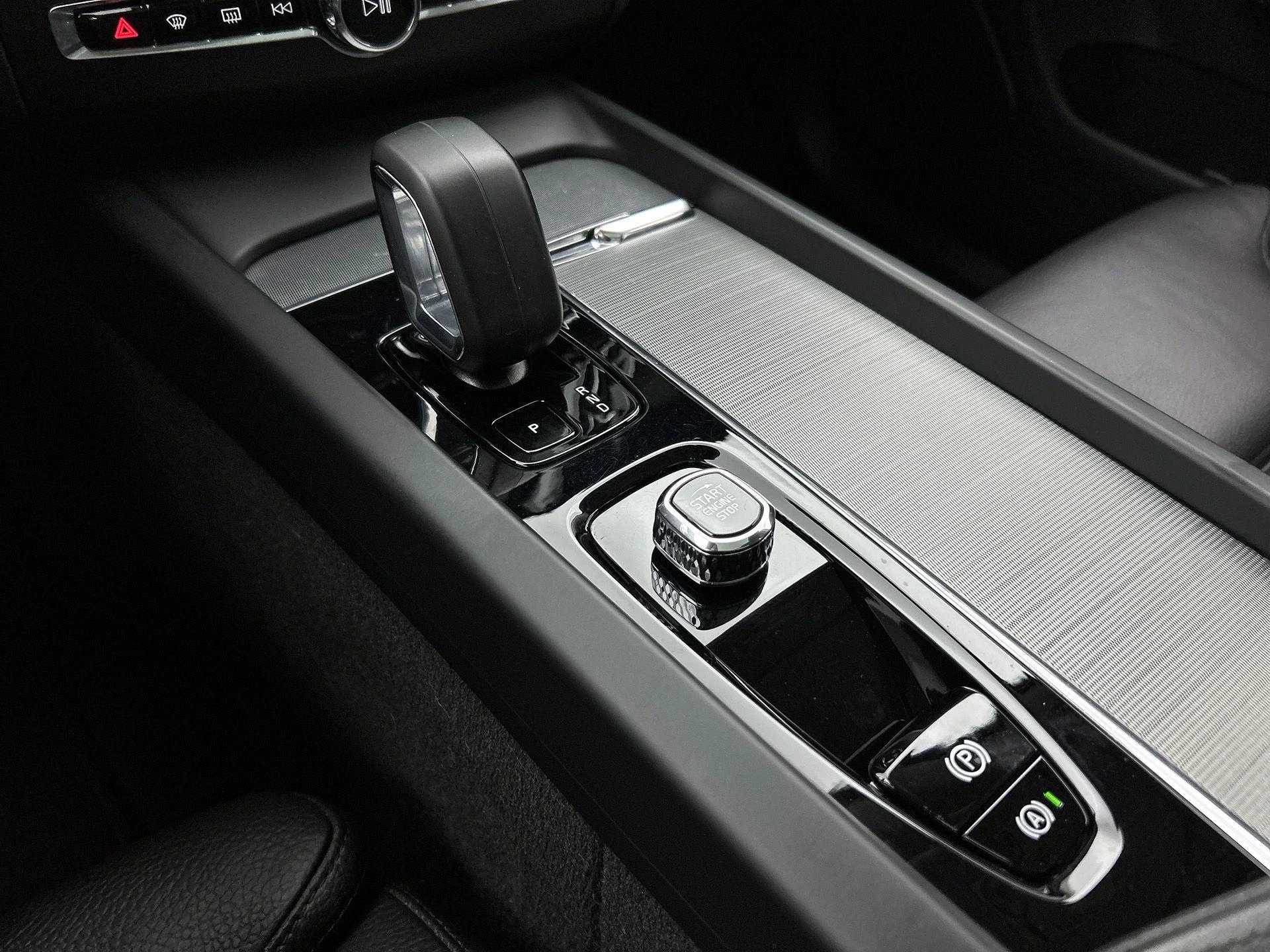 Volvo-XC60-image-36