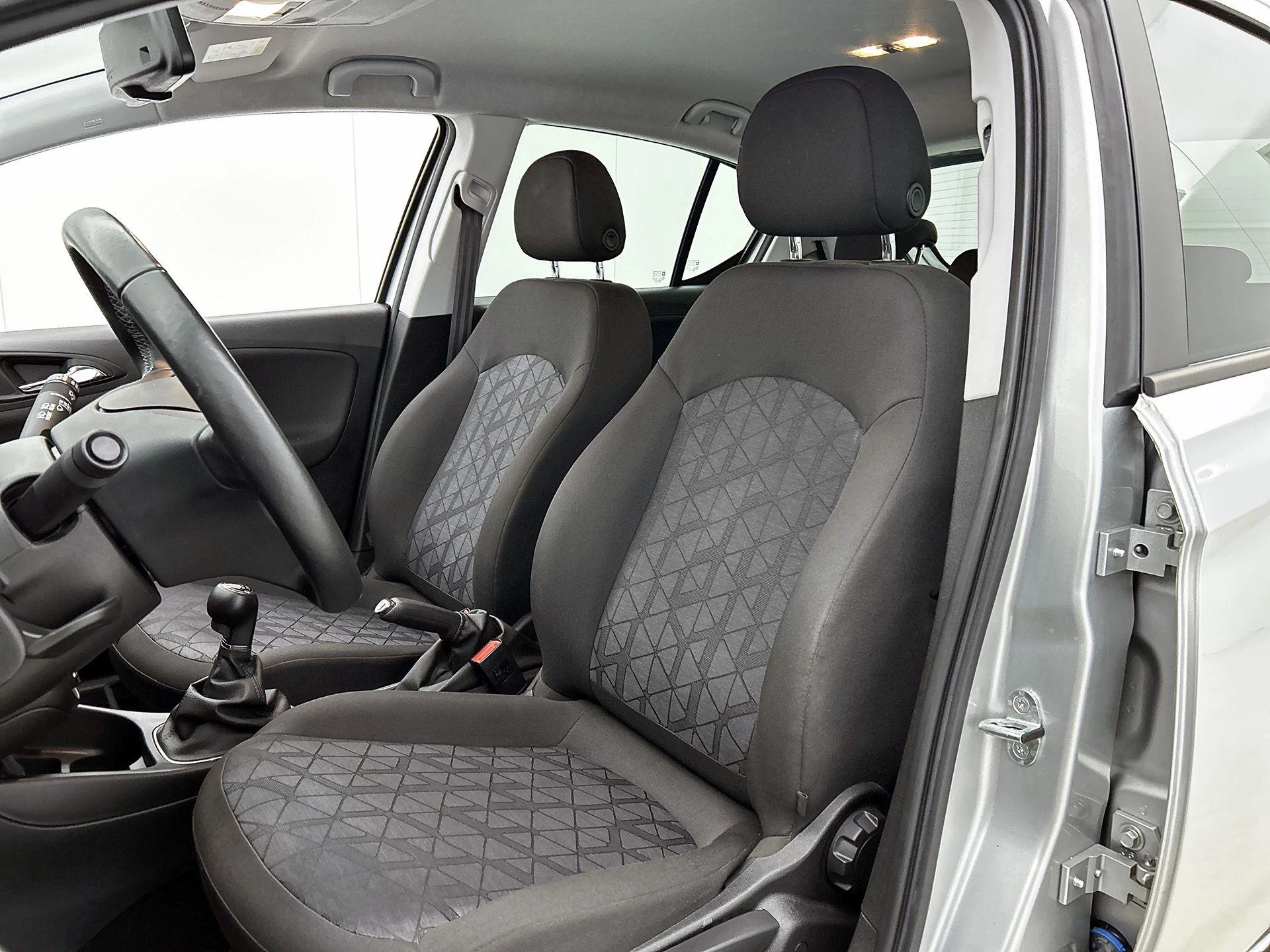 Opel Corsa 1.0 Turbo 120 Jaar Edition