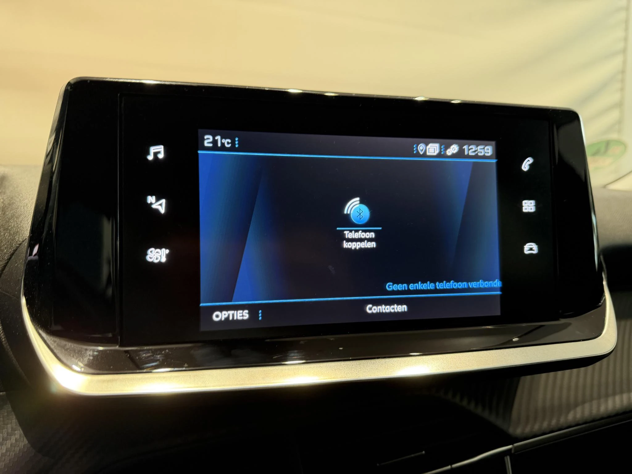 Peugeot-2008-image-13