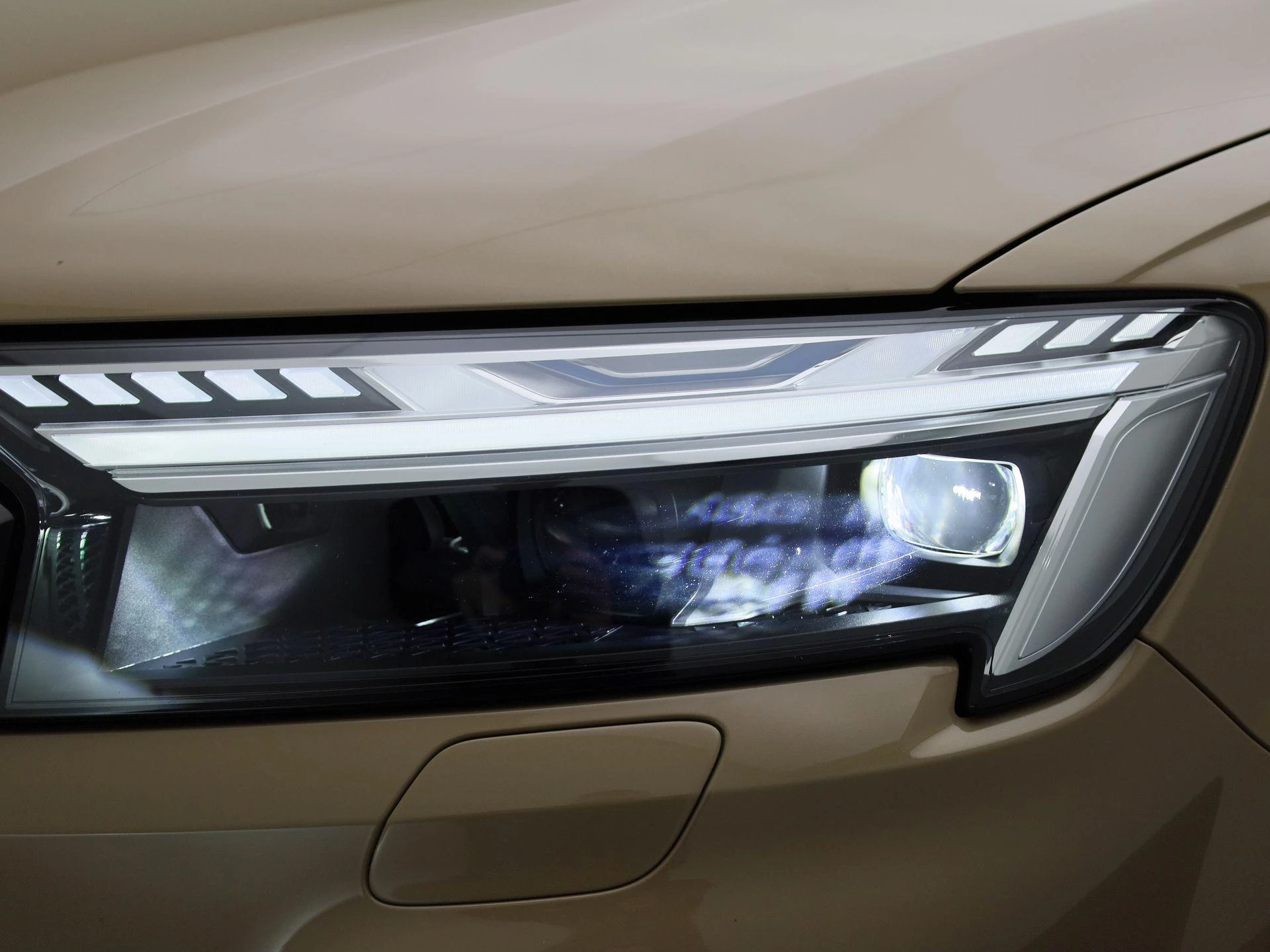 Audi-Q7-image-16