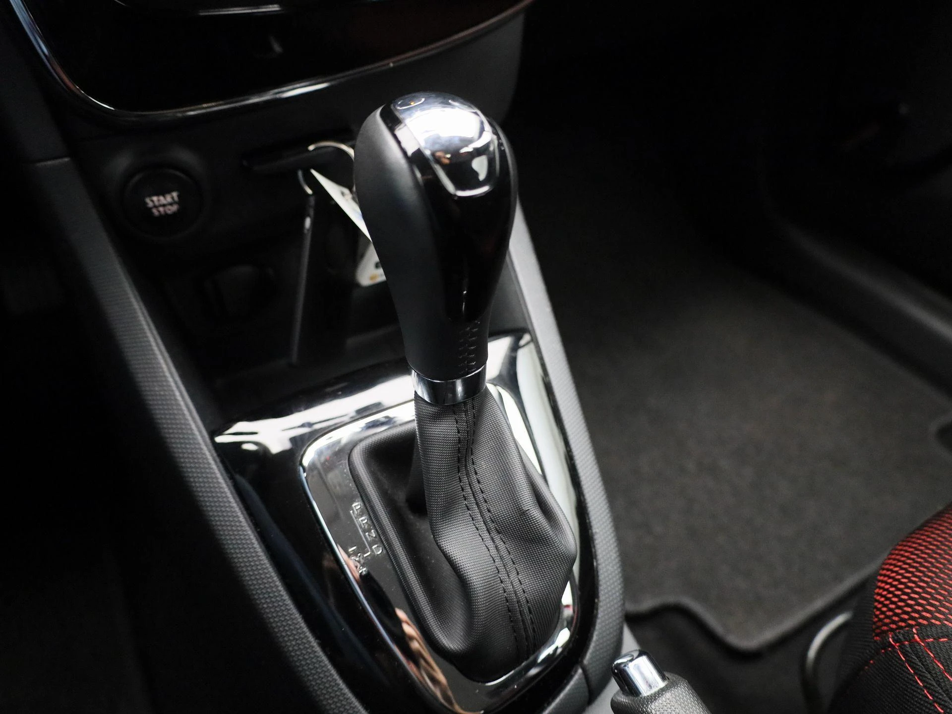 Renault-Clio-image-22
