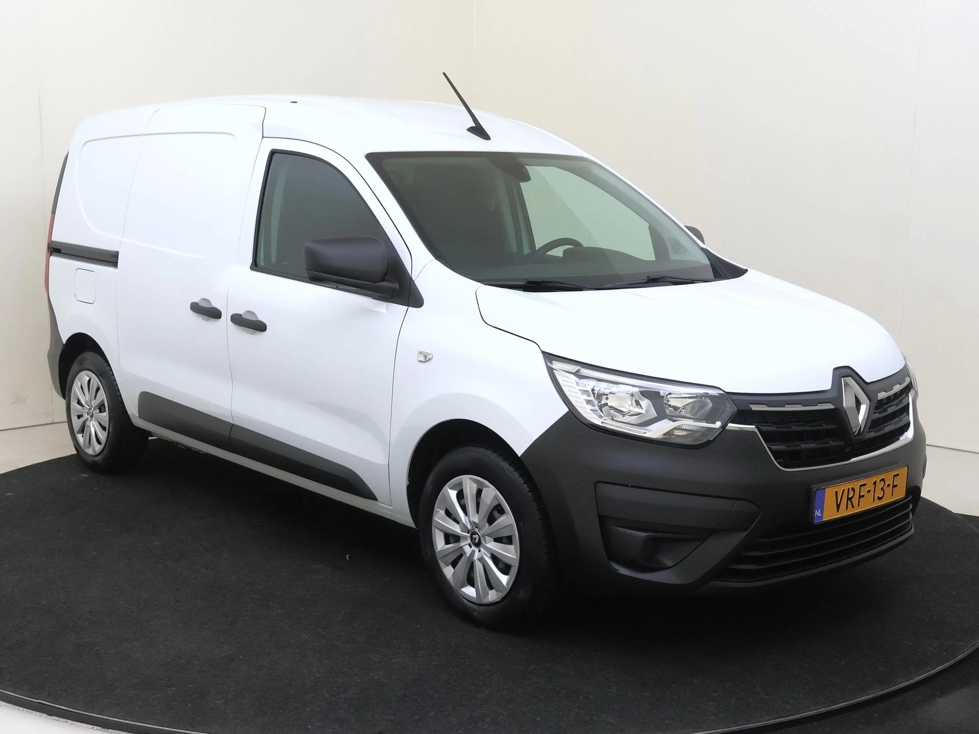 Renault-Express-image-1