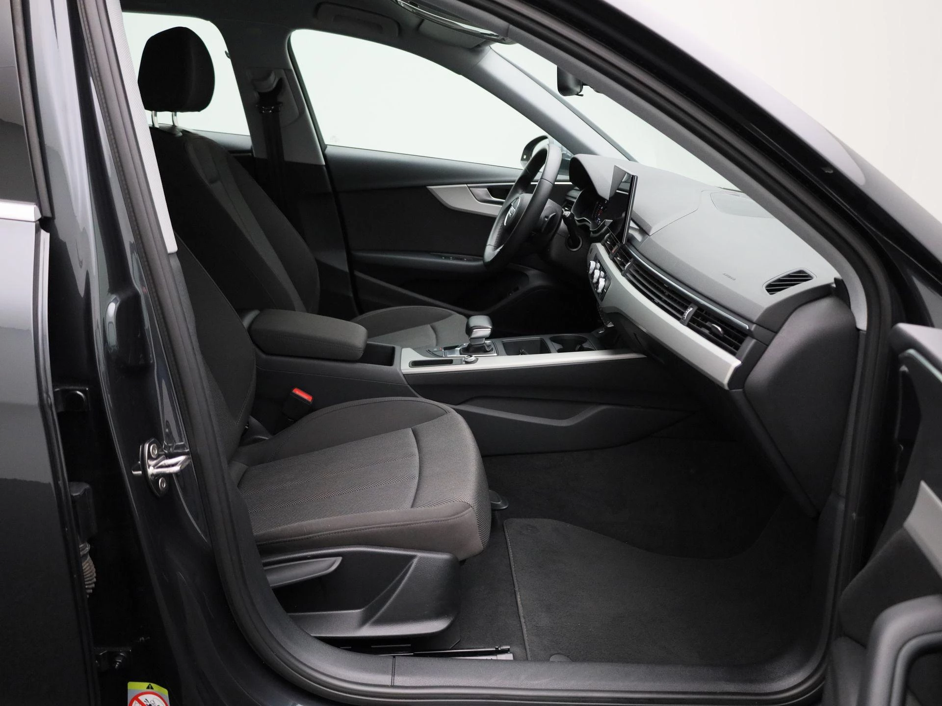 Audi-A4-image-30