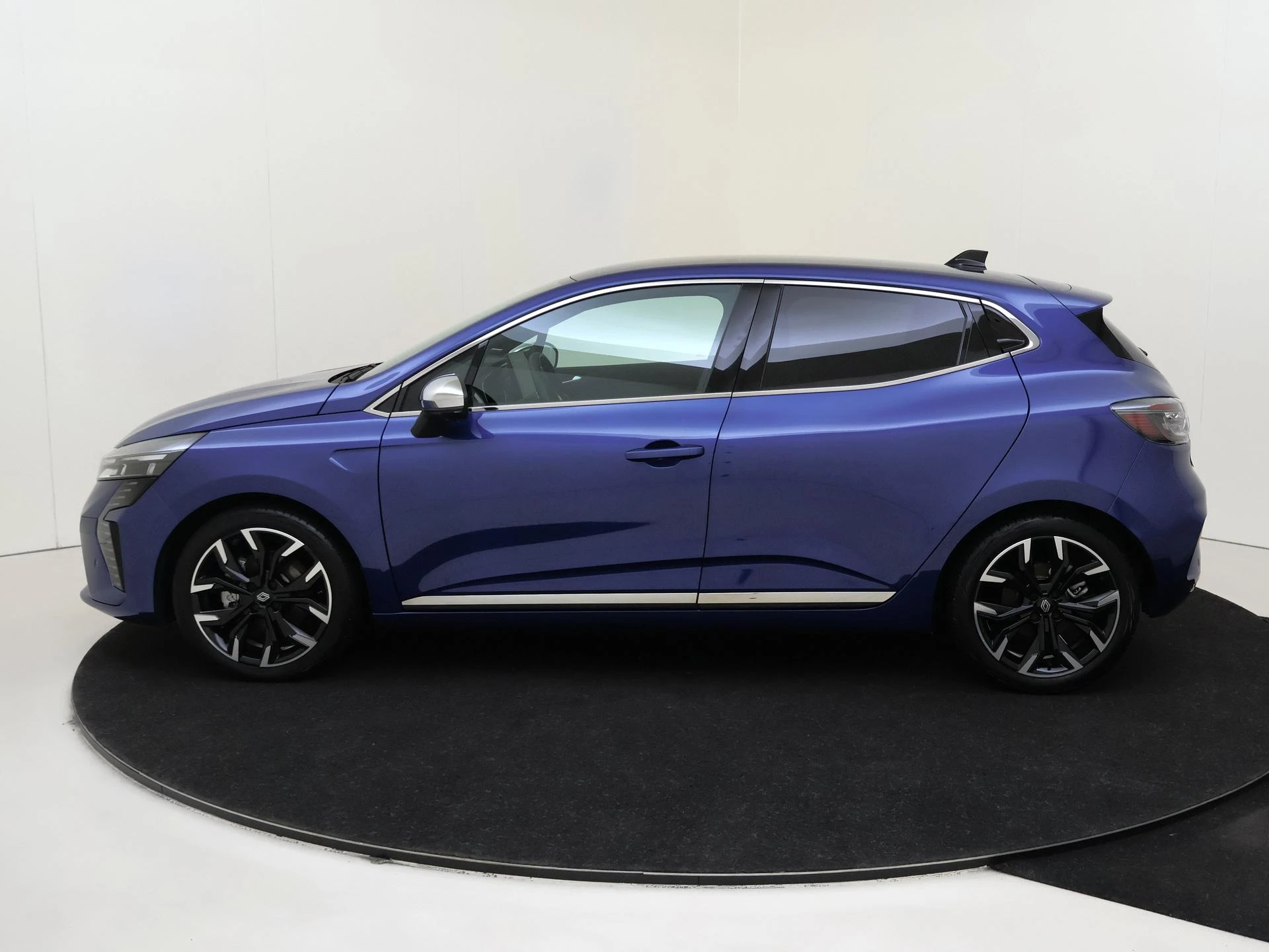 Renault-Clio-image-7