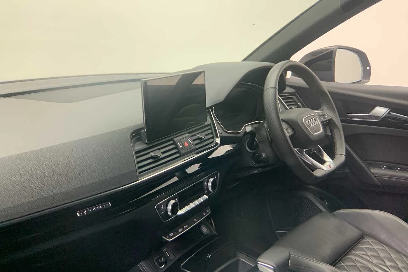 Audi-Q5-image-11