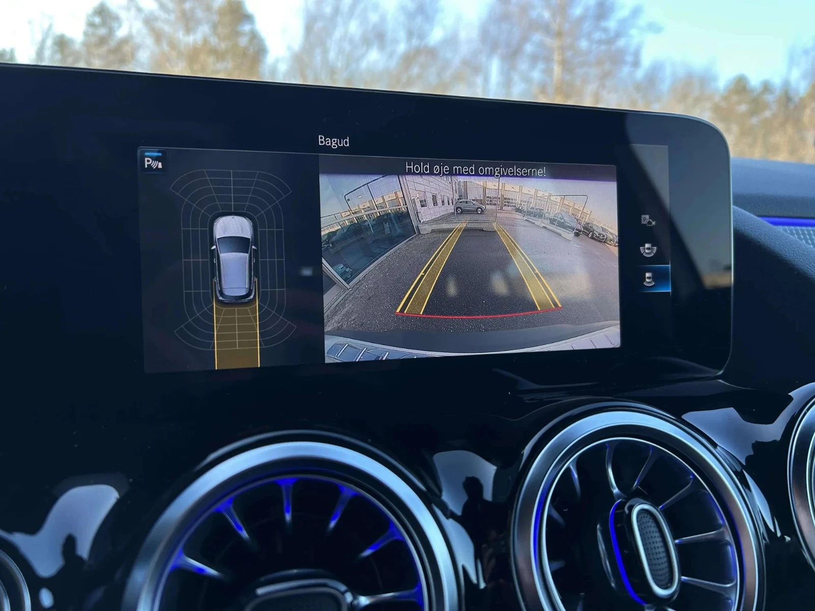 Mercedes-Benz-EQA-image-19