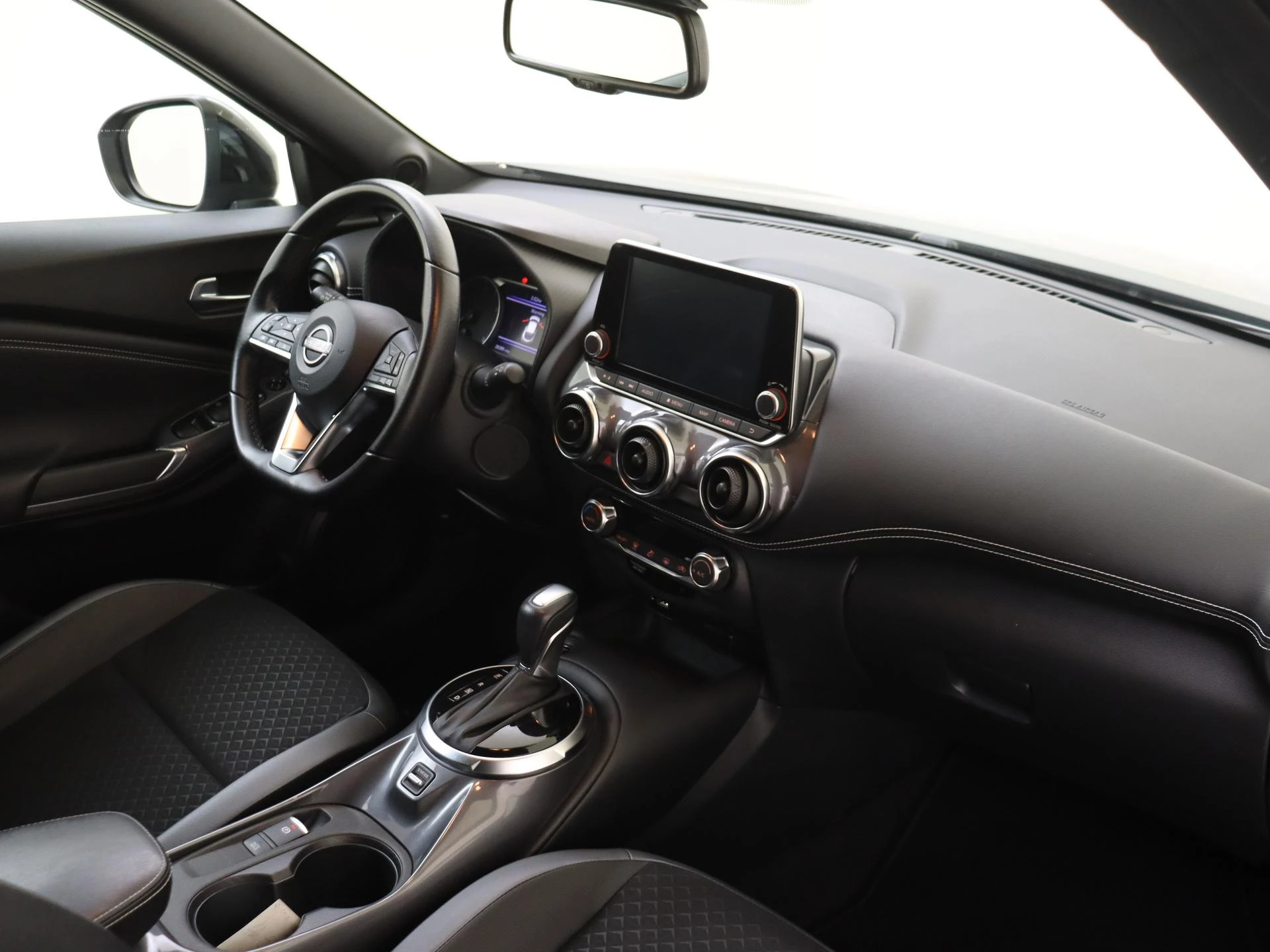 Nissan-Juke-image-11