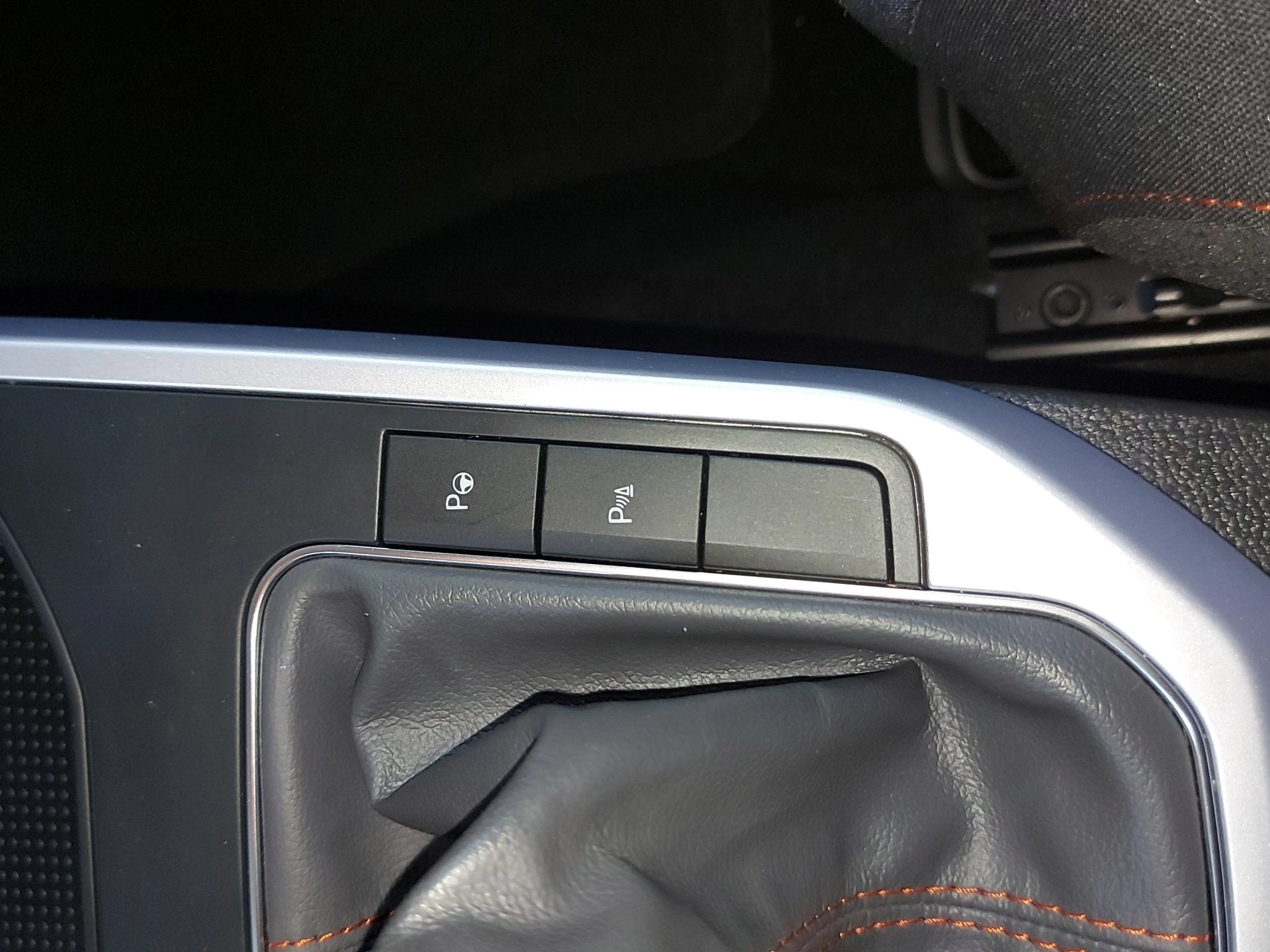 SEAT-Arona-image-23
