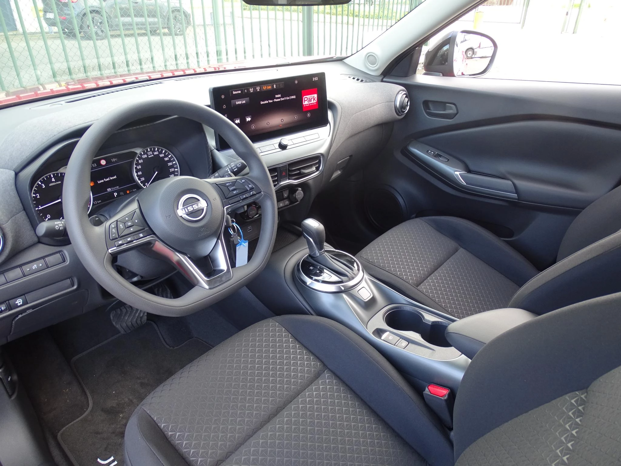 Nissan Juke 1.0 DIG-T Acenta automaat
