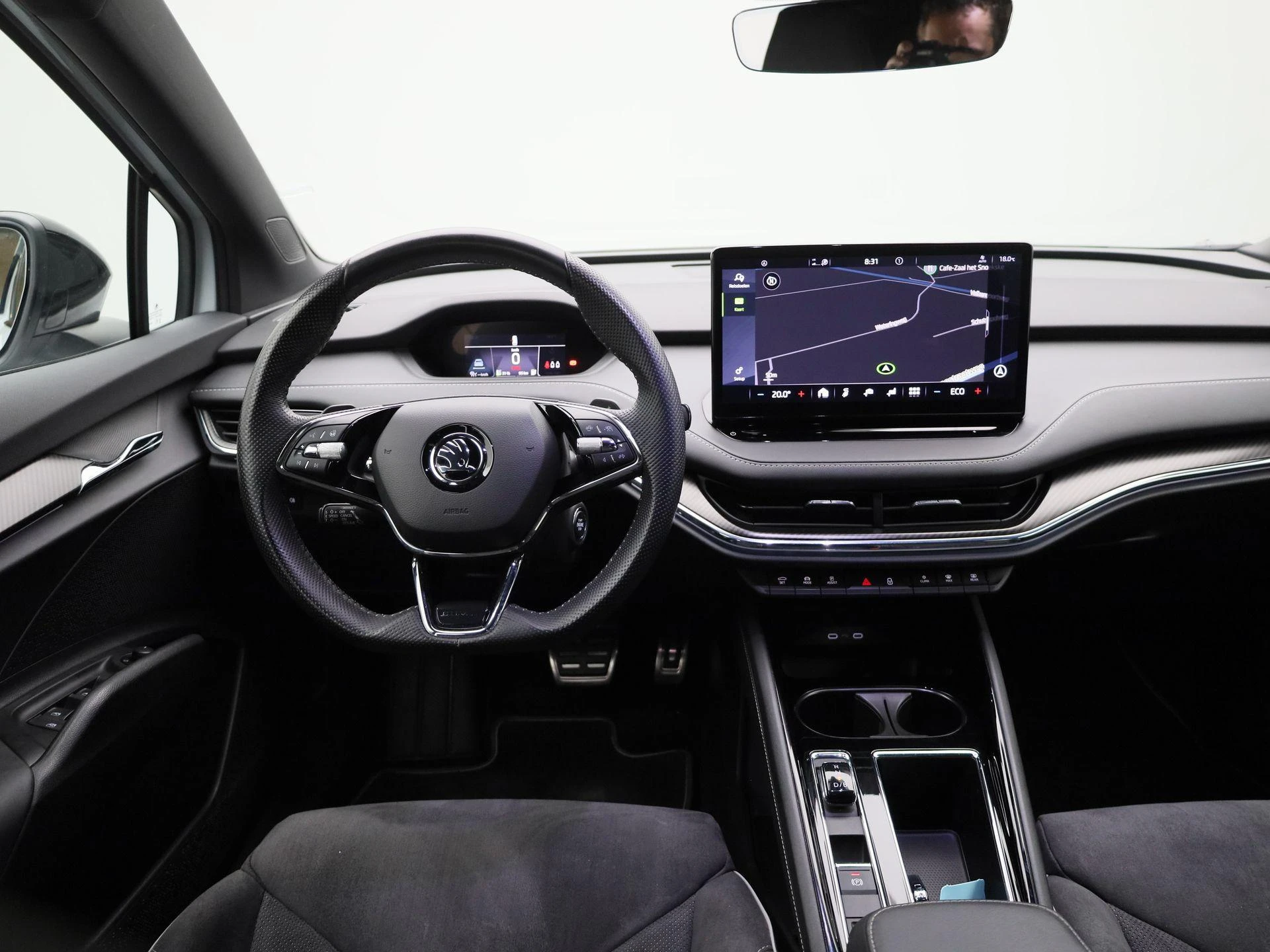Škoda-Enyaq iV-image-6