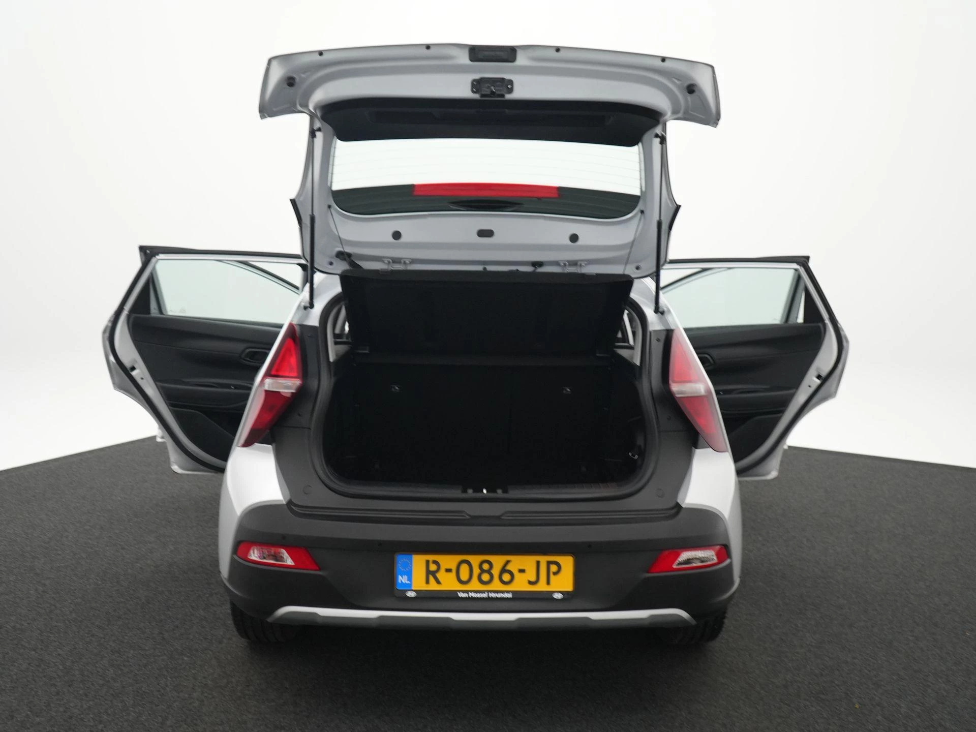 Hyundai-Bayon-image-35