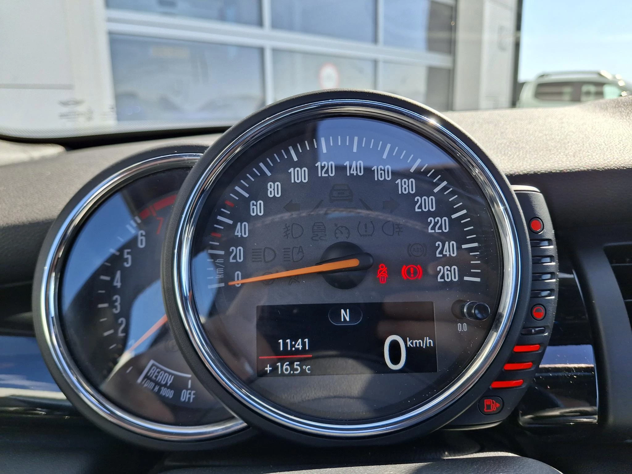 MINI-Cooper-image-13
