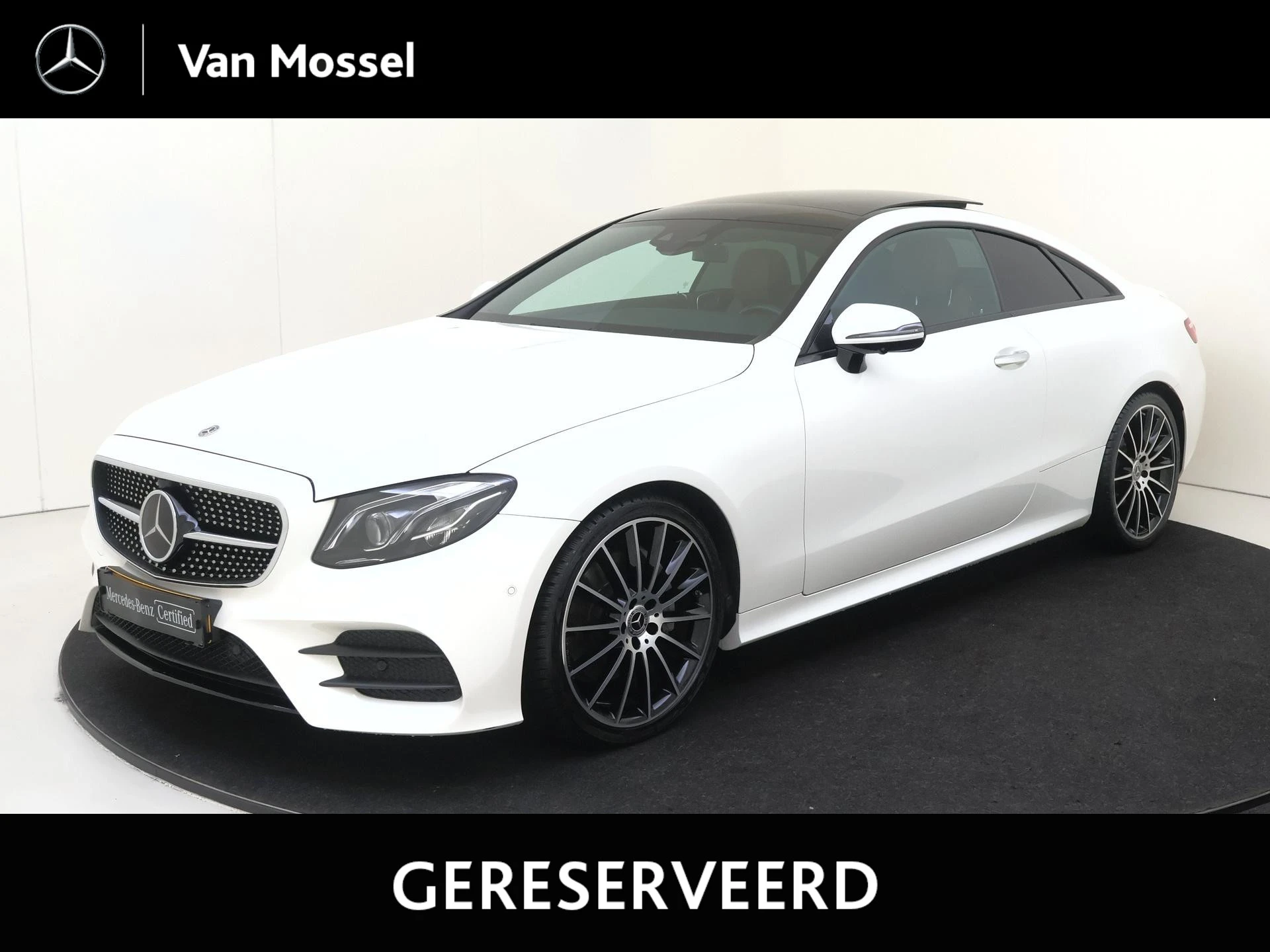 Mercedes-Benz-E-Klasse-image-0