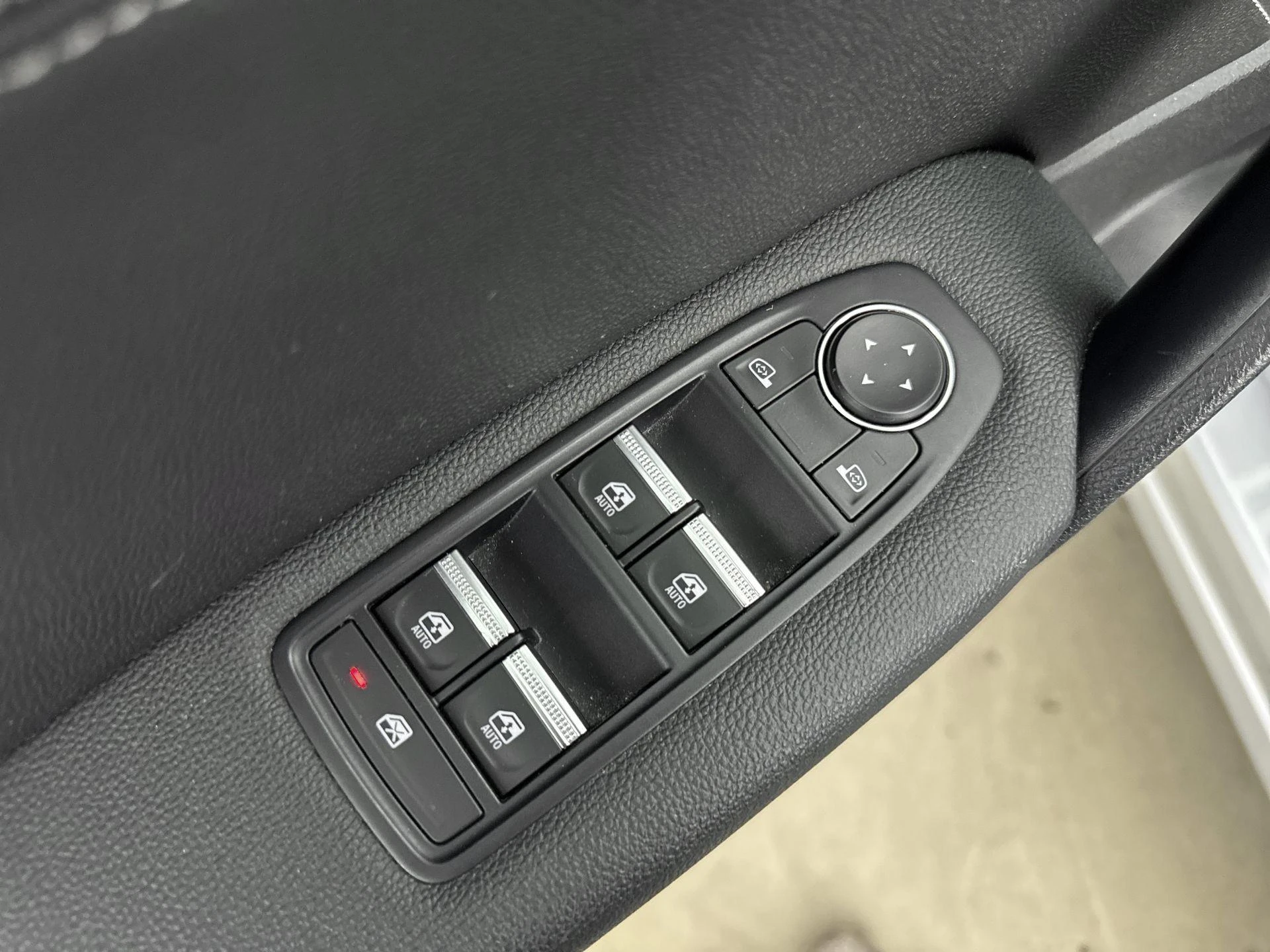 Renault-Captur-image-13