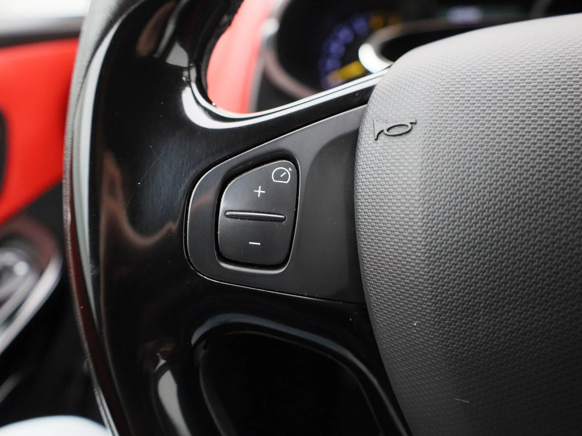 Renault-Clio-image-17