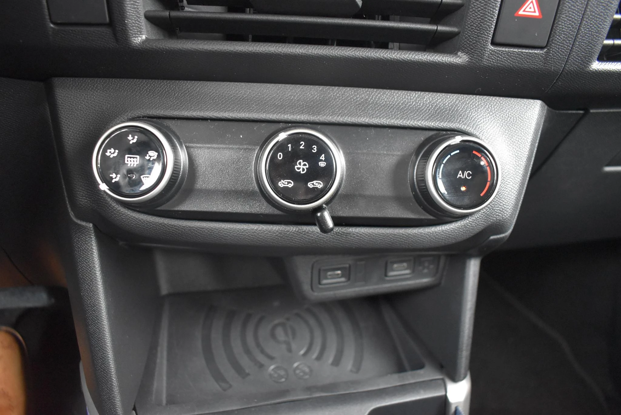 Opel-Frontera-image-22