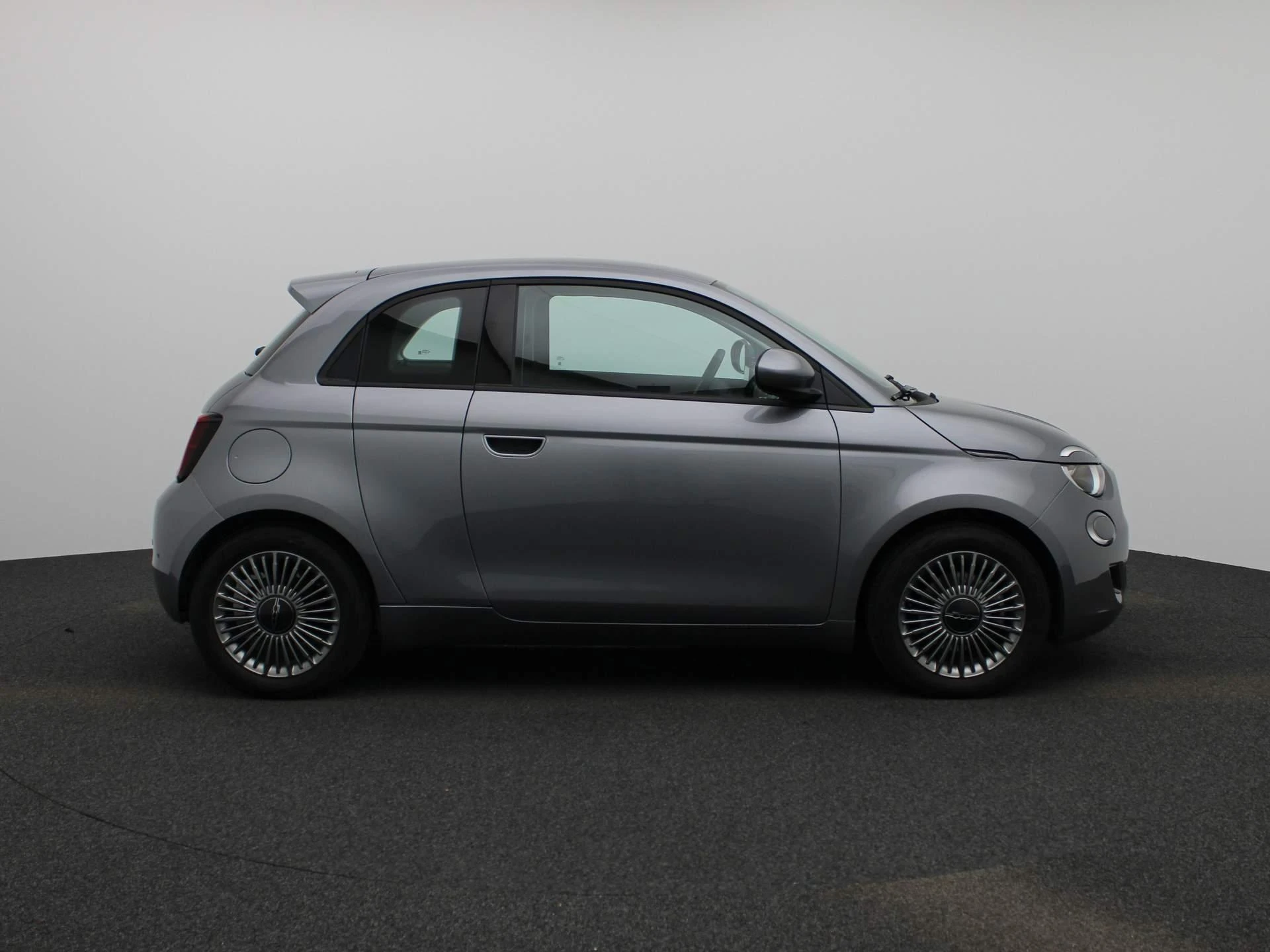 Fiat-500e-image-6