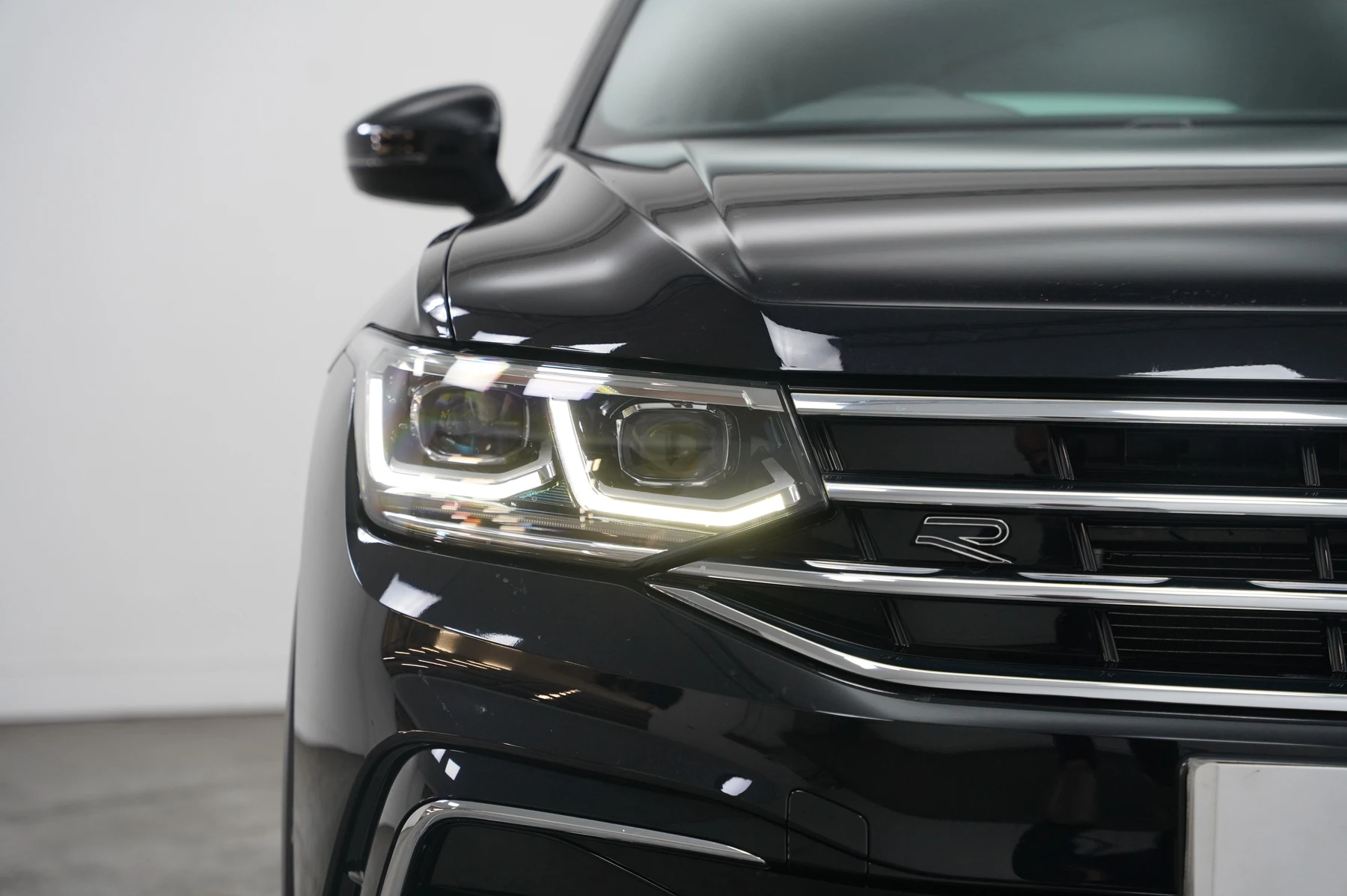 Volkswagen-Tiguan-image-39