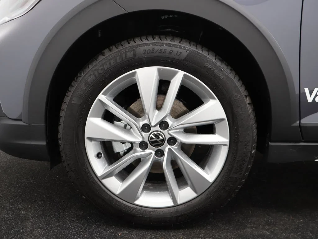 Volkswagen-Taigo-image-23