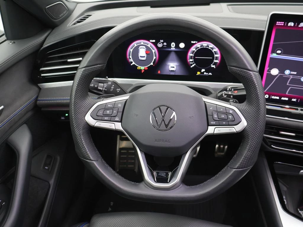 Volkswagen Passat SW Passat R-Line Business Premium 1.5TSI mHEV 150PK *AUTOMAAT*PANODAK*LEDER*ALCANTARA*SPORTZETELS*CAMERA*PDC*ACC*NAVI*...*