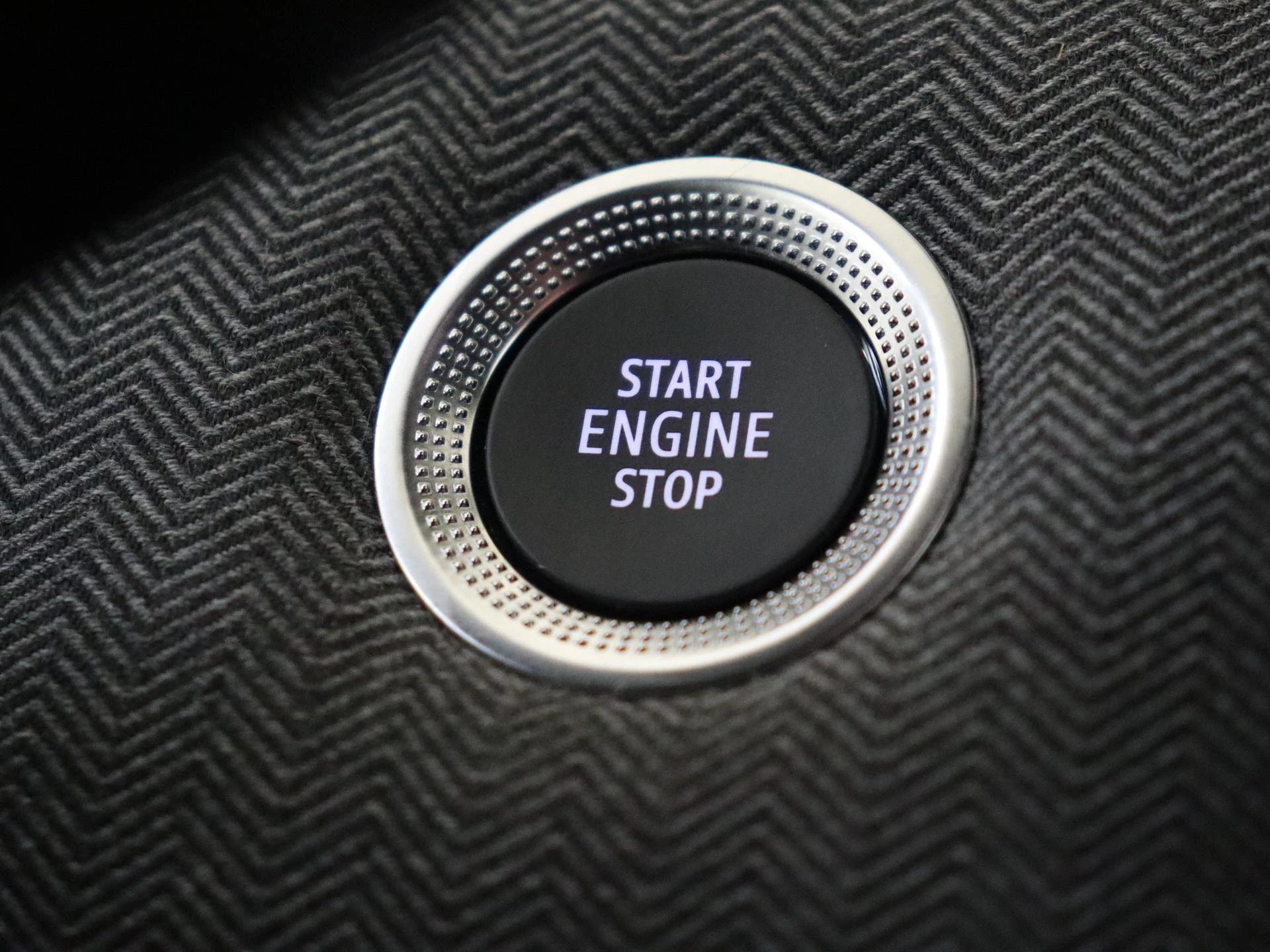 Renault-Clio-image-28